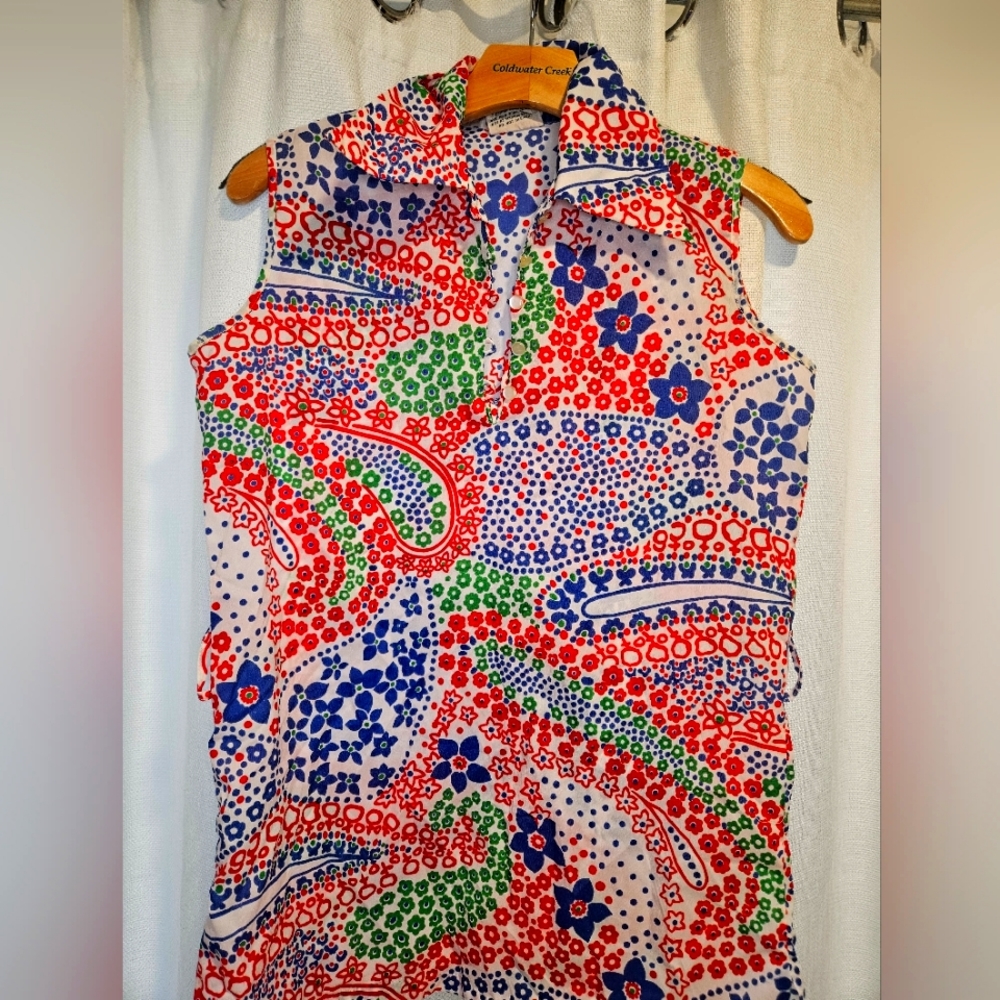 Vintage 1960s sleeveless top size Med